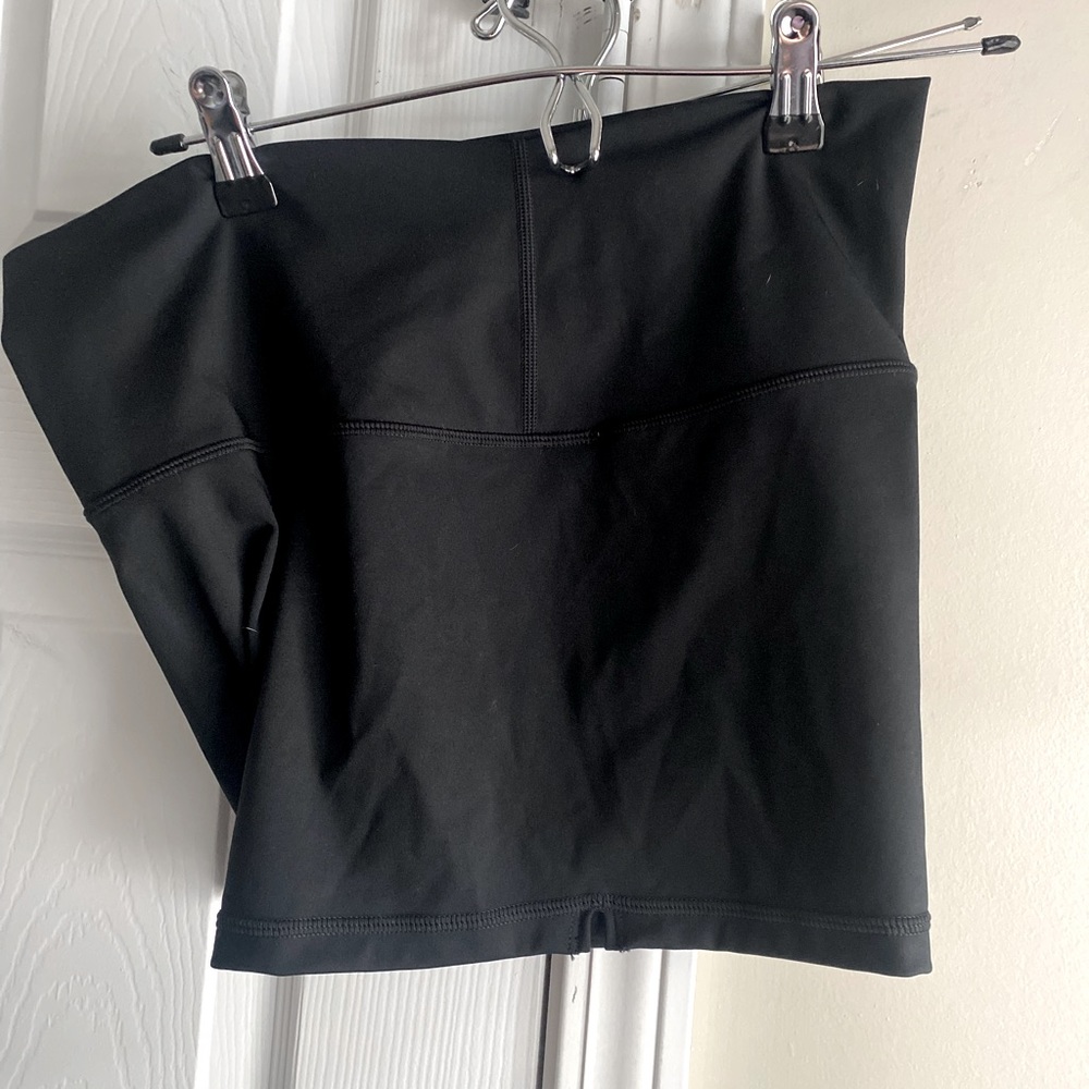 Women'a athletic shorts